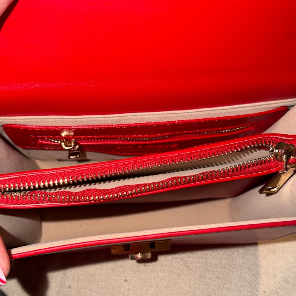 Lavoute Red Leather Crossbody Bag - Picture 3 of 6